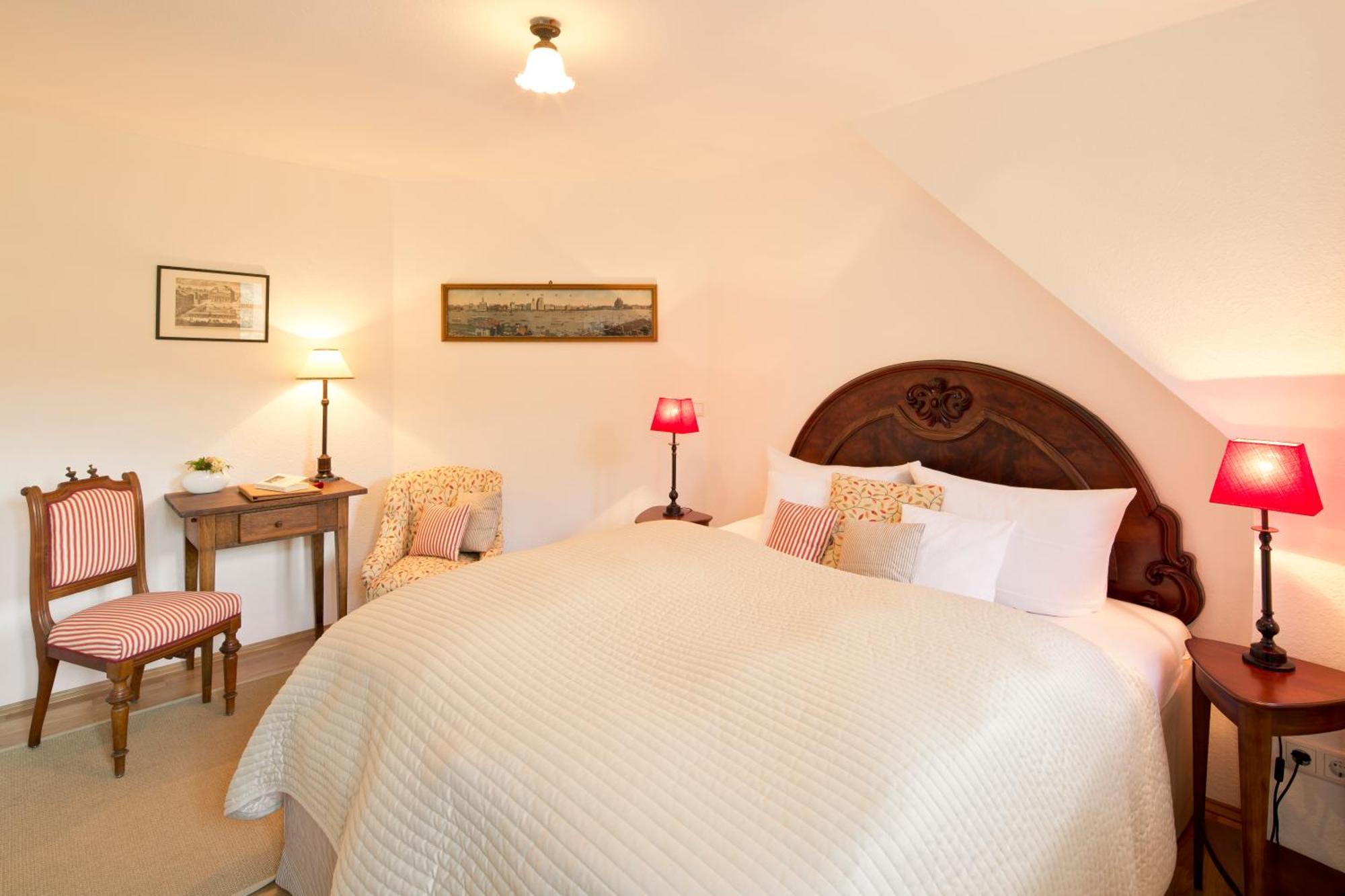 Romantik Hotel Landhaus Baerenmuehle Frankenau Chambre photo